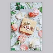 Полиэтиленовый пакет  Подарочек  с вырубной усиленной ручкой - 20 х 30 см. - Сима-Ленд - купить с доставкой в Нижнем Тагиле