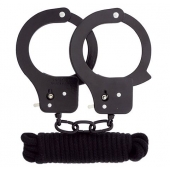 Чёрные наручники из листового металла в комплекте с веревкой BONDX METAL CUFFS LOVE ROPE SET - Dream Toys - купить с доставкой в Нижнем Тагиле