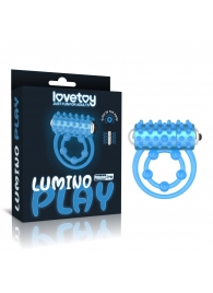 Голубое, светящееся в темноте виброкольцо Lumino Play Vibrating Penis Ring - Lovetoy - в Нижнем Тагиле купить с доставкой
