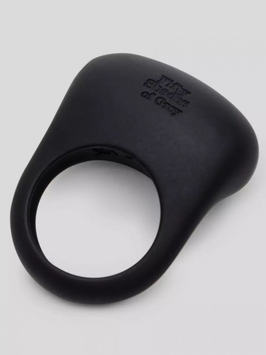 Черное эрекционное виброкольцо Sensation Rechargeable Vibrating Love Ring - Fifty Shades of Grey - в Нижнем Тагиле купить с доставкой