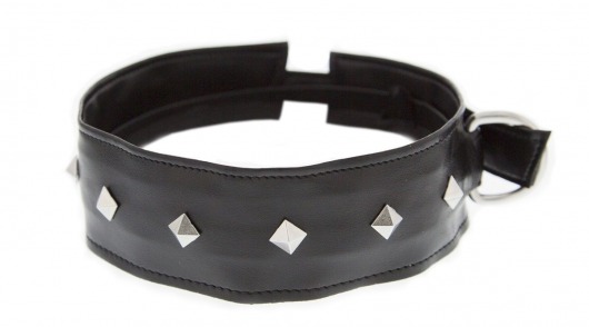 Полиуретановый ошейник с пуклями Collar with Studs - Blush Novelties - купить с доставкой в Нижнем Тагиле